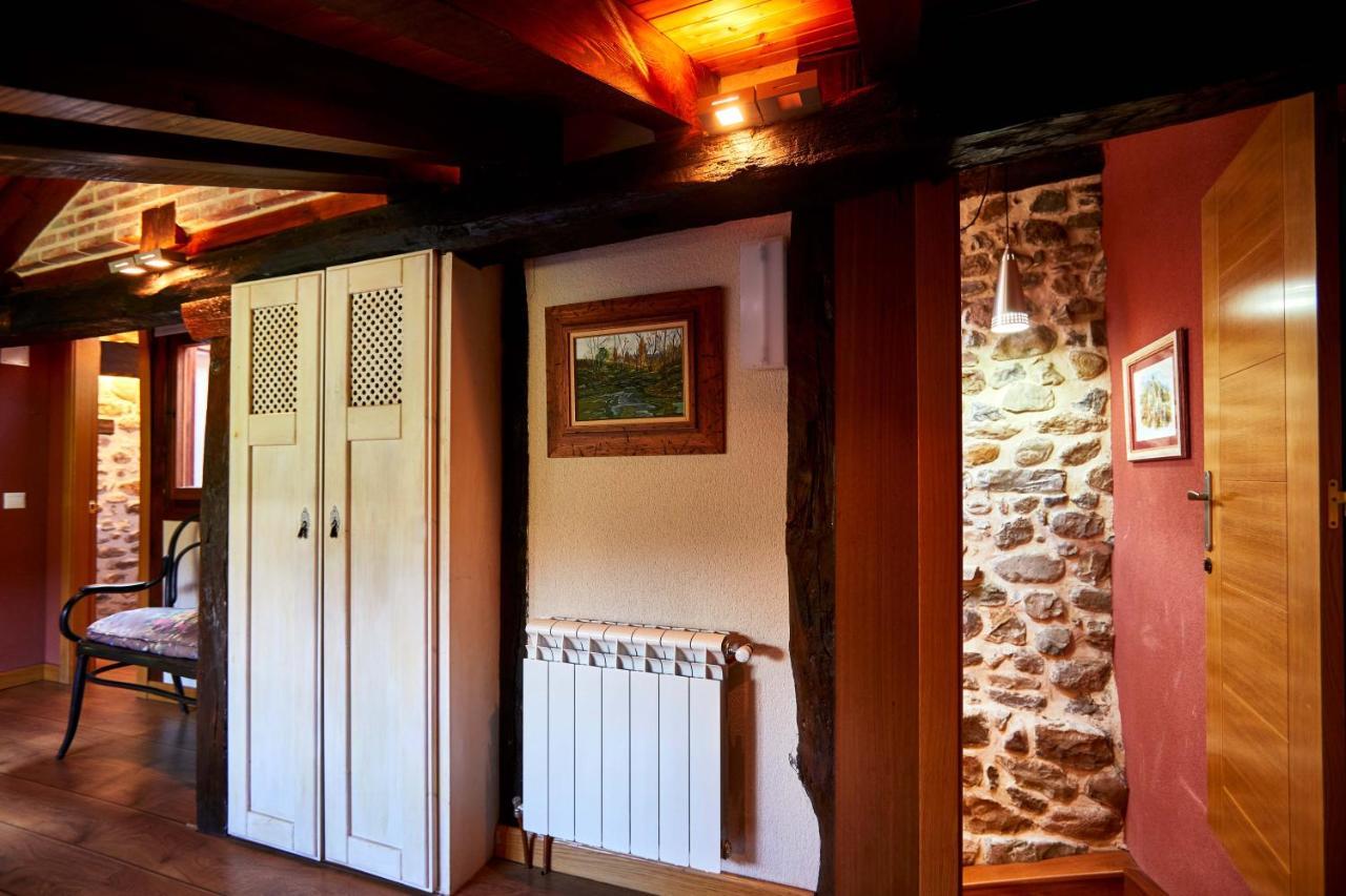 Pensjonat Sendero Del Saja-Besaya Cobejo Zewnętrze zdjęcie